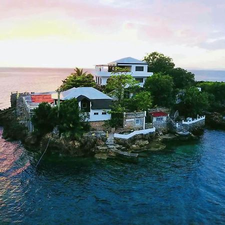 Utopia Island Resort Batangas Zewnętrze zdjęcie